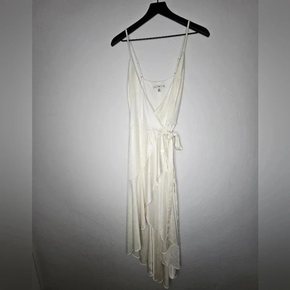 Dress The Population Elegant Spaghetti Strap Ruffled Midi Wrap‎ Dress